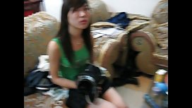 Wanita minyak jalang keren mengoleskan bokep baru minyak