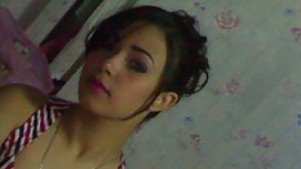 Kamera di toilet foto bokep model tersembunyi di toilet