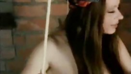 Muda (18 tahun) download bokep pelacur ramping kurus