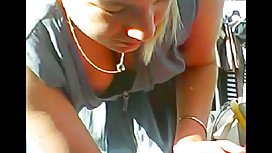Masturbasi download video bokep webcam di lantai di depan webcam
